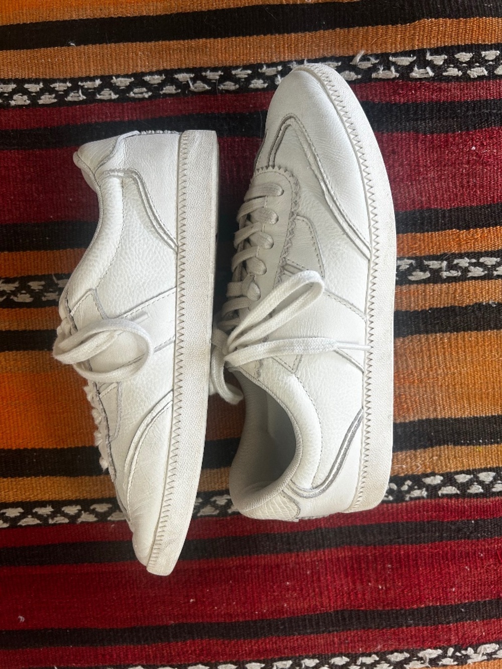 TOMS collins leather sneakers white size 8